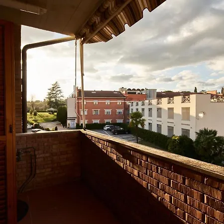 Apartamento Little Brick House On Hills With Balconies *